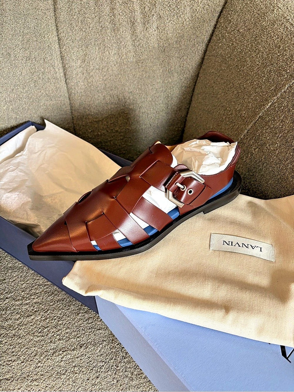 LANVIN Pointed-Toe Leather Fisherman Sandals Brown